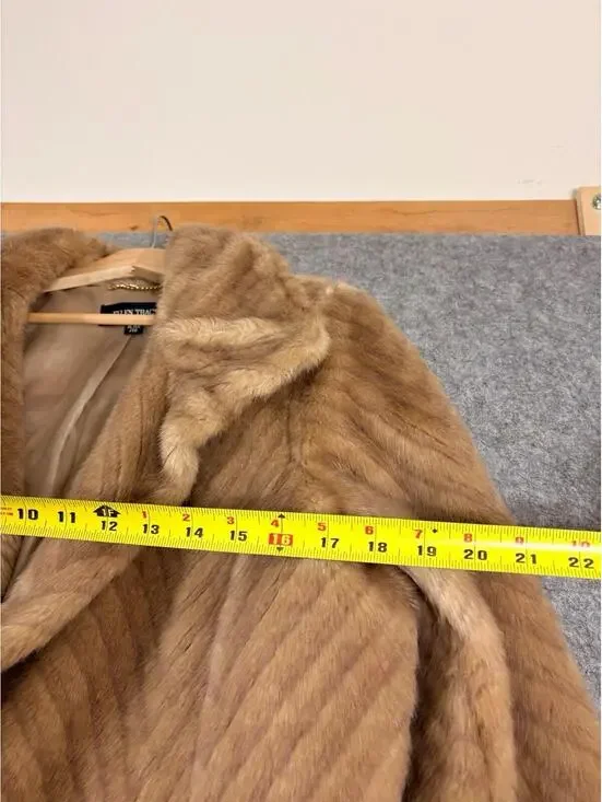 Ellen Tracy Golden Beige Faux Mink Fur Coat Chain Hanger Soft Chevron XL - Picture 7 of 8